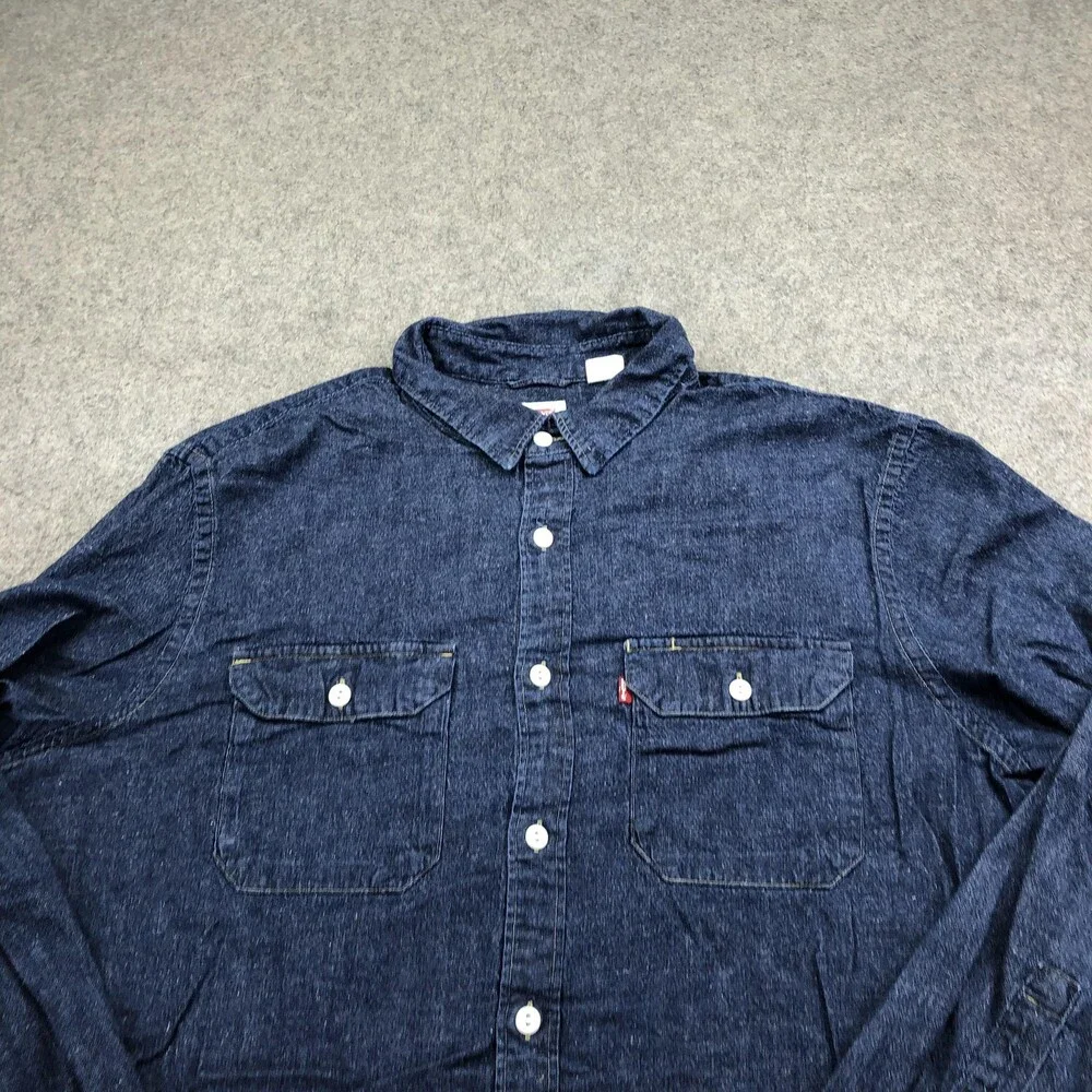 Levis levis shirt